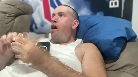 bigcocksuckingslut online show from November 1, 2025, 1:18 am