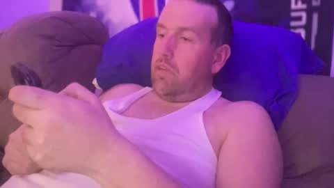 bigcocksuckingslut online show from April 7, 2026, 1:06 am