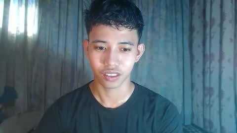 Snapshot of bigcockyummysexjosh chatting on April 16, 2026, 7:09 am bigcockyummysexjosh online show from April 16, 2026, 7:09 am