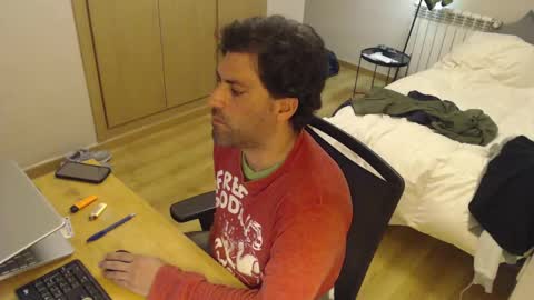 bigcok35spain online show from February 15, 2025, 9:59 pm