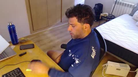 bigcok35spain online show from September 26, 2025, 9:35 am