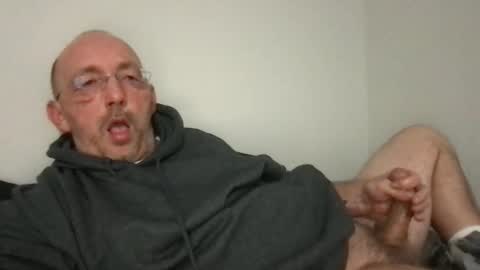 Snapshot of bigdaddydelight chatting on February 4, 2026, 1:11 am bigdaddydelight online show from February 4, 2026, 1:11 am