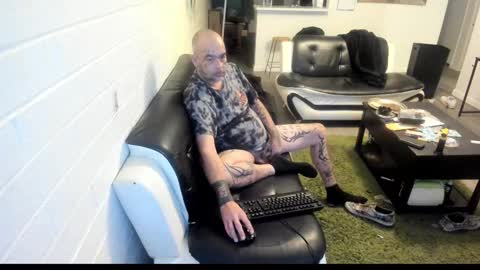 Snapshot of bigdickpiercedtattoos chatting on October 9, 2025, 12:25 pm bigdickpiercedtattoos online show from October 9, 2025, 12:25 pm
