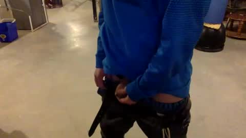 Snapshot of bigdickshowoff9877 chatting on January 13, 2025, 7:43 am Bigdickshowoff9877 online show from January 13, 2025, 7:43 am