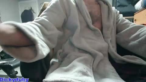 George Forest Dickyduby on all Socials online show from November 11, 2025, 2:33 am