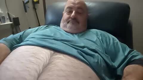 Snapshot of bigfuzzyteddybear chatting on February 23, 2026, 7:22 pm bigfuzzyteddybear online show from February 23, 2026, 7:22 pm