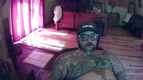 biggdaddy4206913 online show from November 4, 2025, 7:46 pm
