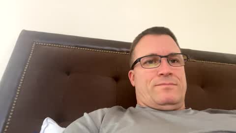 bigger22332233 online show from December 6, 2024, 10:19 pm