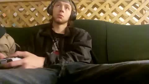 Snapshot of biggestboiiii chatting on December 3, 2025, 11:41 am biggestboiiii online show from December 3, 2025, 11:41 am