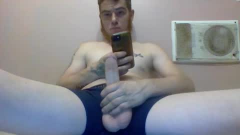 Snapshot of biggingerdick04 chatting on November 17, 2025, 12:27 am biggingerdick04 online show from November 17, 2025, 12:27 am