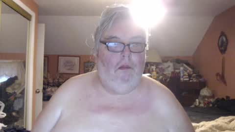 Snapshot of biggun1972 chatting on July 24, 2026, 1:36 am biggun1972 online show from July 24, 2026, 1:36 am