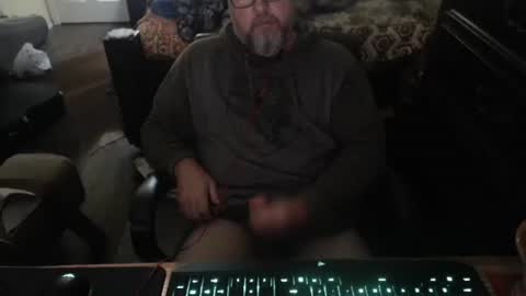 Snapshot of bighugmugg chatting on November 10, 2025, 12:48 pm bighugmugg online show from November 10, 2025, 12:48 pm