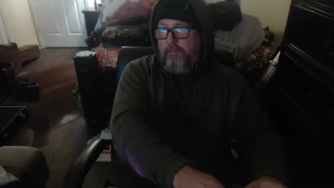 Snapshot of bighugmugg chatting on January 15, 2026, 3:11 am bighugmugg online show from January 15, 2026, 3:11 am