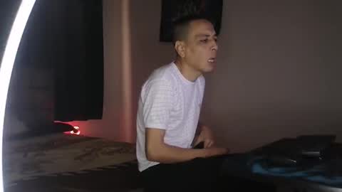 Snapshot of bighunter914318 chatting on February 21, 2026, 1:12 pm bighunter914318 online show from February 21, 2026, 1:12 pm