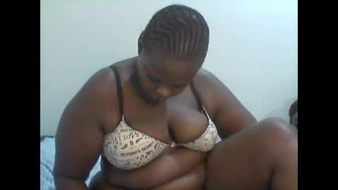 Snapshot of bigmama807715 chatting on February 3, 2026, 9:42 pm bigmama807715 online show from February 3, 2026, 9:42 pm