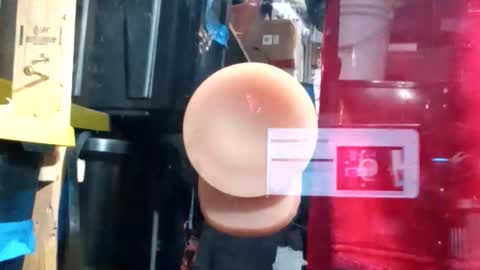 Snapshot of bigmanaround9 chatting on December 17, 2025, 1:39 pm bigmanaround9 online show from December 17, 2025, 1:39 pm