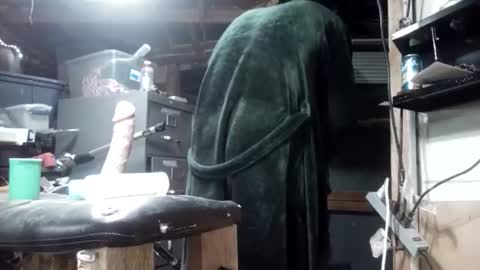 Snapshot of bigmanaround9 chatting on March 8, 2026, 10:41 am bigmanaround9 online show from March 8, 2026, 10:41 am