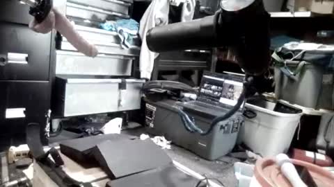 Snapshot of bigmanaround9 chatting on April 11, 2026, 3:49 pm bigmanaround9 online show from April 11, 2026, 3:49 pm