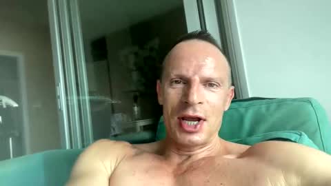 Snapshot of bigmuscles24 chatting on March 10, 2026, 5:34 am bigmuscles24 online show from March 10, 2026, 5:34 am