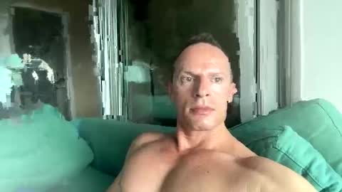 Snapshot of bigmuscles24 chatting on March 16, 2026, 6:06 am bigmuscles24 online show from March 16, 2026, 6:06 am