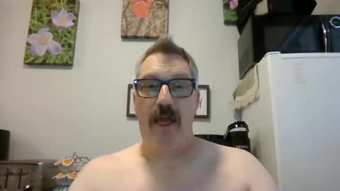 Bignhard696 online show from December 2, 2025, 5:08 pm