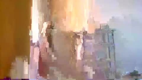 Snapshot of bignlouis chatting on December 11, 2024, 9:09 am Nicolas online show from December 11, 2024, 9:09 am