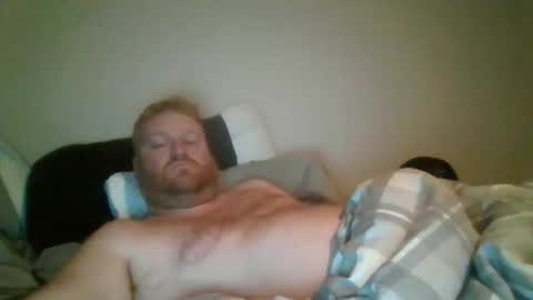 bigred92899 online show from October 27, 2025, 3:10 am