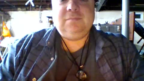 Snapshot of bigred_nyc chatting on October 17, 2025, 4:59 am Big Red online show from October 17, 2025, 4:59 am