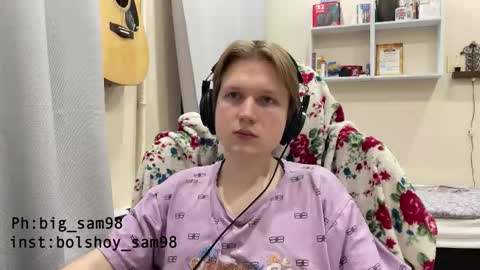bigsamuel05 online show from October 20, 2025, 4:18 pm