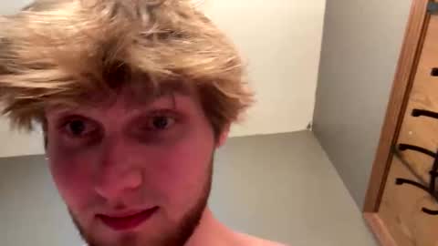 bigskinnyboyshh online show from May 9, 2026, 3:12 am