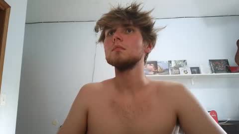 bigskinnyboyshh online show from May 14, 2026, 10:38 pm