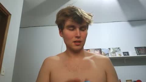 bigskinnyboyshh online show from May 19, 2026, 10:27 pm