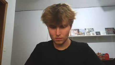 bigskinnyboyshh online show from May 26, 2026, 10:06 pm