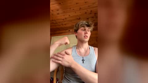 bigskinnyboyshh online show from June 4, 2026, 11:11 pm