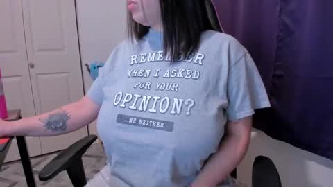 Snapshot of bigt3ti chatting on January 23, 2025, 8:57 am  Nubia  online show from January 23, 2025, 8:57 am