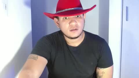 Snapshot of bigthick_blackcock chatting on June 2, 2026, 8:05 am MANUEL online show from June 2, 2026, 8:05 am