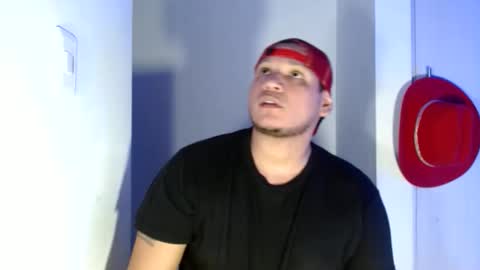 Snapshot of bigthick_blackcock chatting on June 5, 2026, 8:31 am MANUEL online show from June 5, 2026, 8:31 am