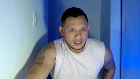 Snapshot of bigthick_blackcock chatting on June 17, 2026, 6:38 am MANUEL online show from June 17, 2026, 6:38 am