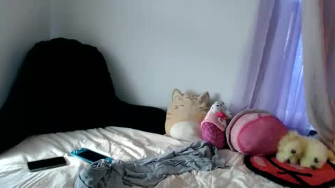 Morgan Lafeuille online show from November 25, 2025, 3:56 pm