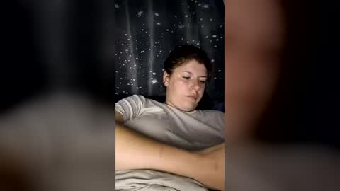 bigtitslala online show from June 15, 2026, 8:55 pm