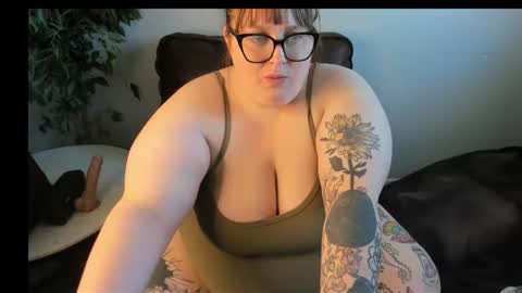 bigtittybbw online show from March 28, 2026, 5:34 pm