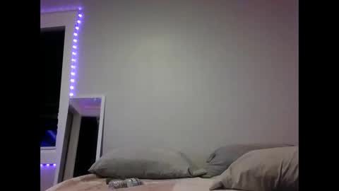 bigwaynebabyxxx online show from April 8, 2026, 5:18 am