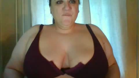 Snapshot of bigwheeliestyle chatting on July 13, 2026, 10:07 am Lady of the WHEEL online show from July 13, 2026, 10:07 am