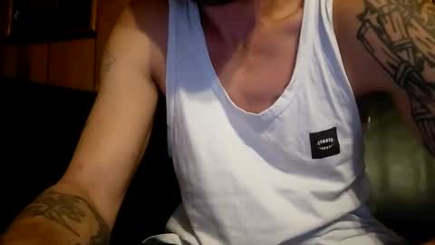 bigwytecock1979 online show from October 5, 2025, 4:11 am