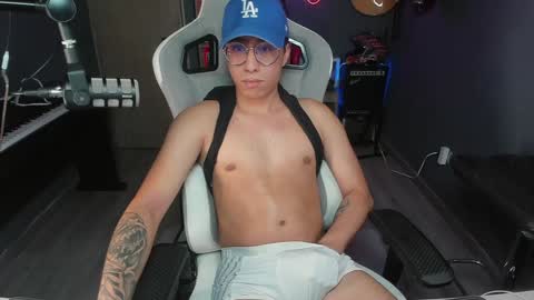 bigxboy96 online show from January 29, 2025, 7:53 pm