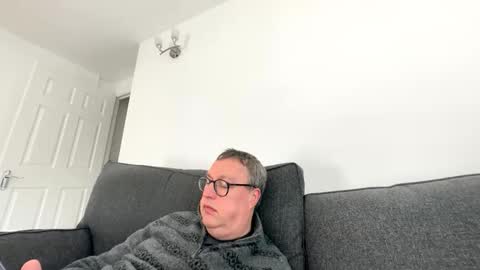 Snapshot of bihudddds chatting on February 1, 2026, 9:41 am Just call me master online show from February 1, 2026, 9:41 am