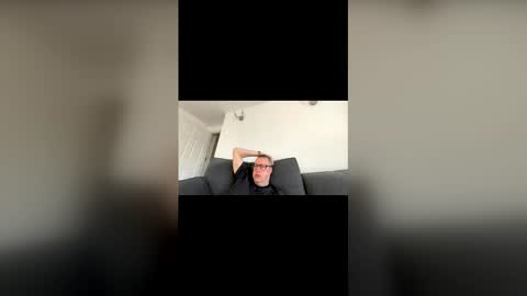 Snapshot of bihudddds chatting on March 1, 2026, 8:38 am Just call me master online show from March 1, 2026, 8:38 am