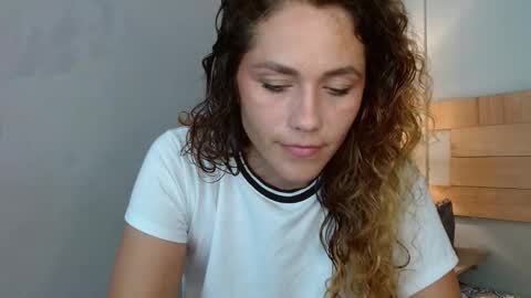 hi  soy   natural girl biki online show from February 9, 2026, 1:31 am