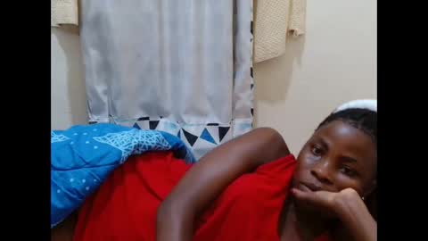 Snapshot of bilia_ebony chatting on December 28, 2024, 5:35 pm Bilia online show from December 28, 2024, 5:35 pm
