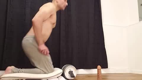 Bilie online show from December 14, 2025, 9:30 pm